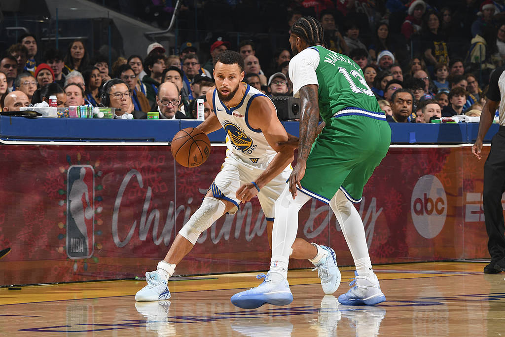 圣诞大战-库里23分弗拉格27+6 勇士胜独行侠